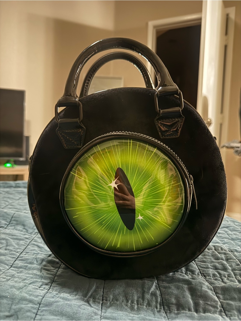 Kreepsville Black & Green Eyeball Purse